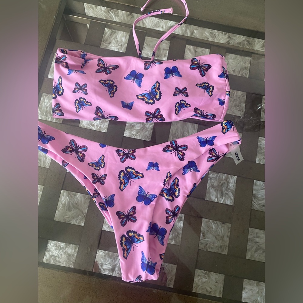 Butterfly bikini - Picture 3 of 6